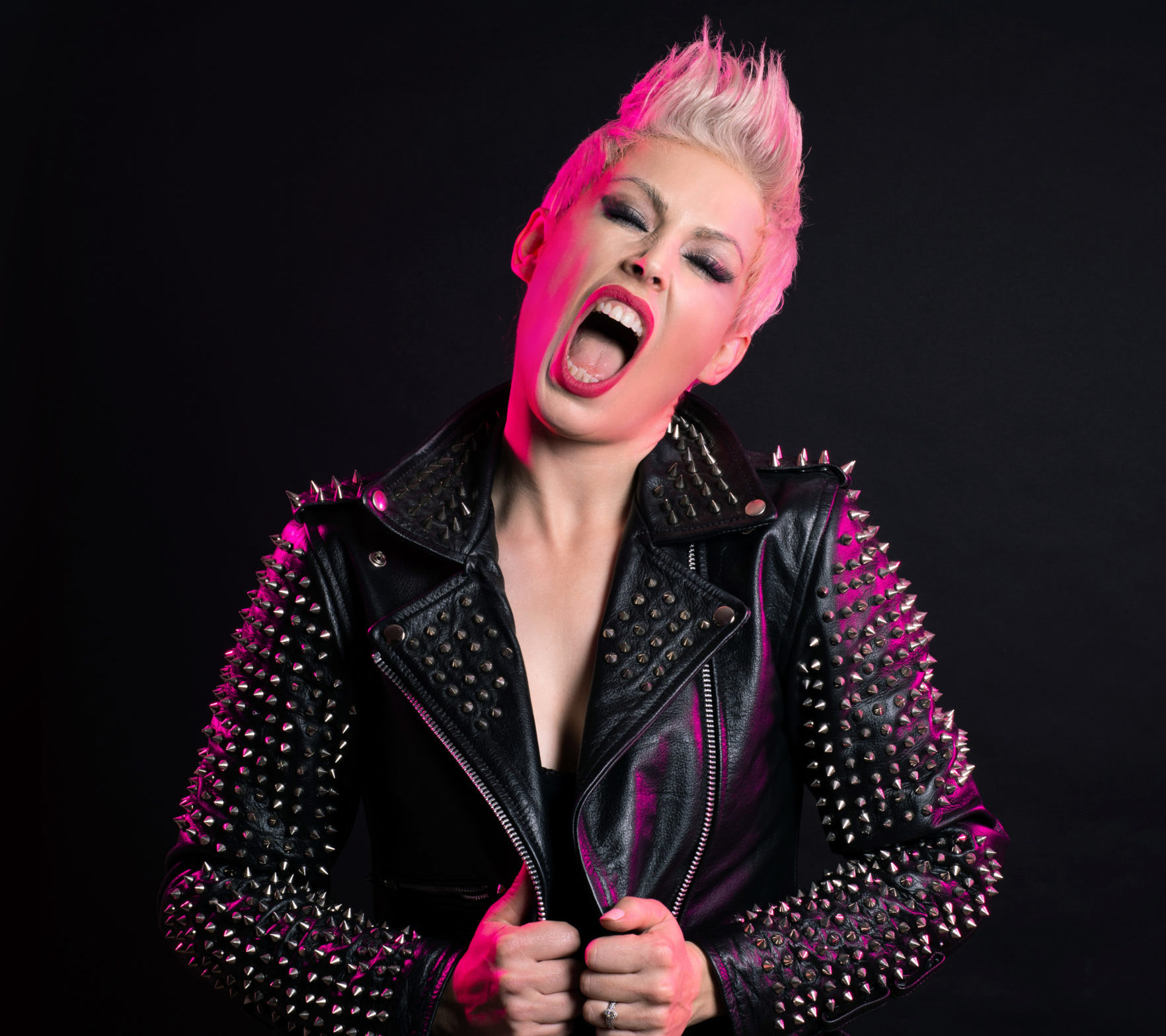 Pink Tribute – Vicky Jackson